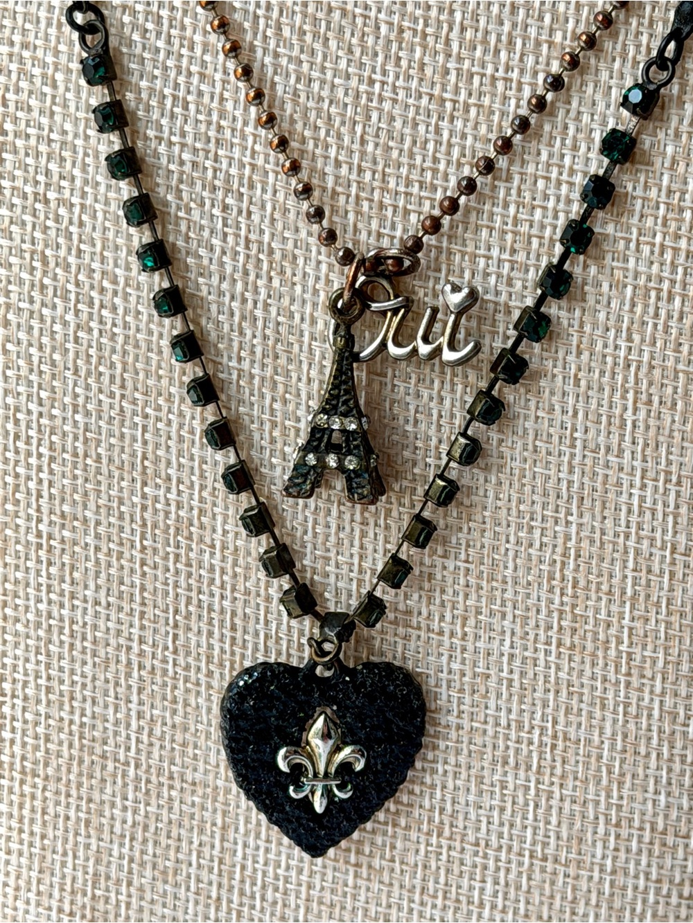 Betsey Johnson Oui Fleur De Lis Black Glitter Heart Necklace Paris